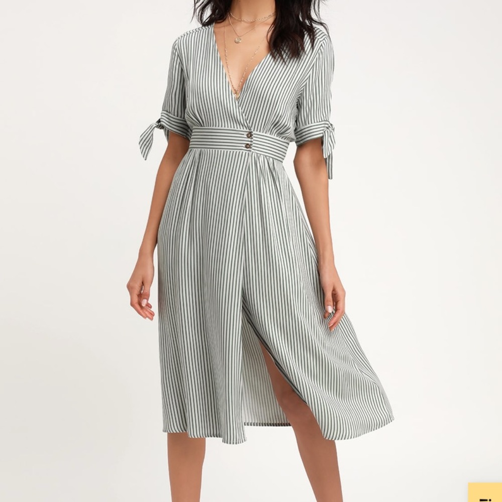 Lulu’s Green Striped Wrapped Midi Dress